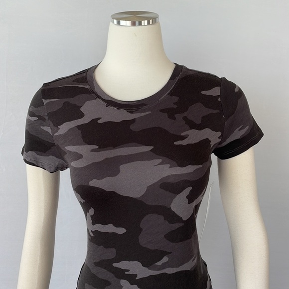 NWT Athleta Organic Cotton Camo T Black Size X Small - Picture 3 of 11
